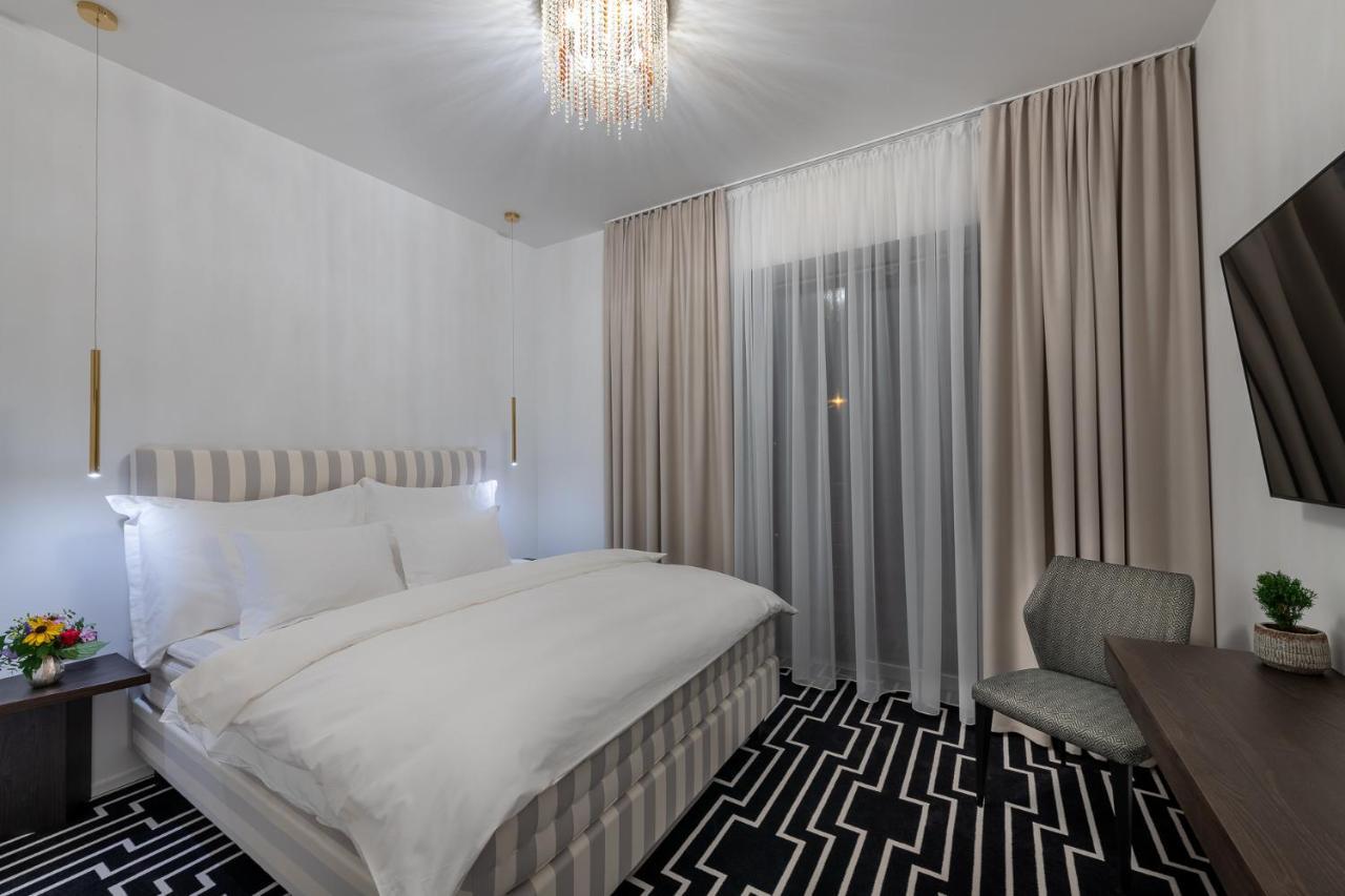מיכלובצ'ה Hotel Zemplen מראה חיצוני תמונה
