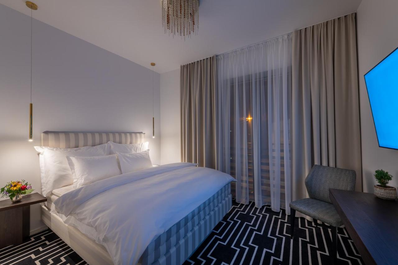 מיכלובצ'ה Hotel Zemplen מראה חיצוני תמונה