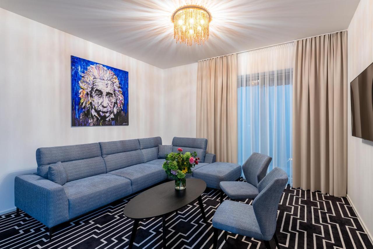 מיכלובצ'ה Hotel Zemplen מראה חיצוני תמונה