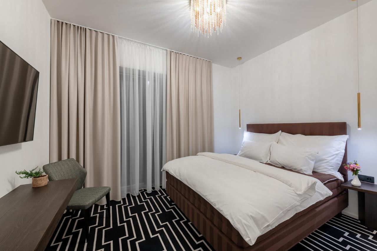 מיכלובצ'ה Hotel Zemplen מראה חיצוני תמונה