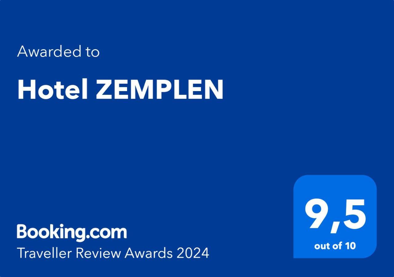 מיכלובצ'ה Hotel Zemplen מראה חיצוני תמונה
